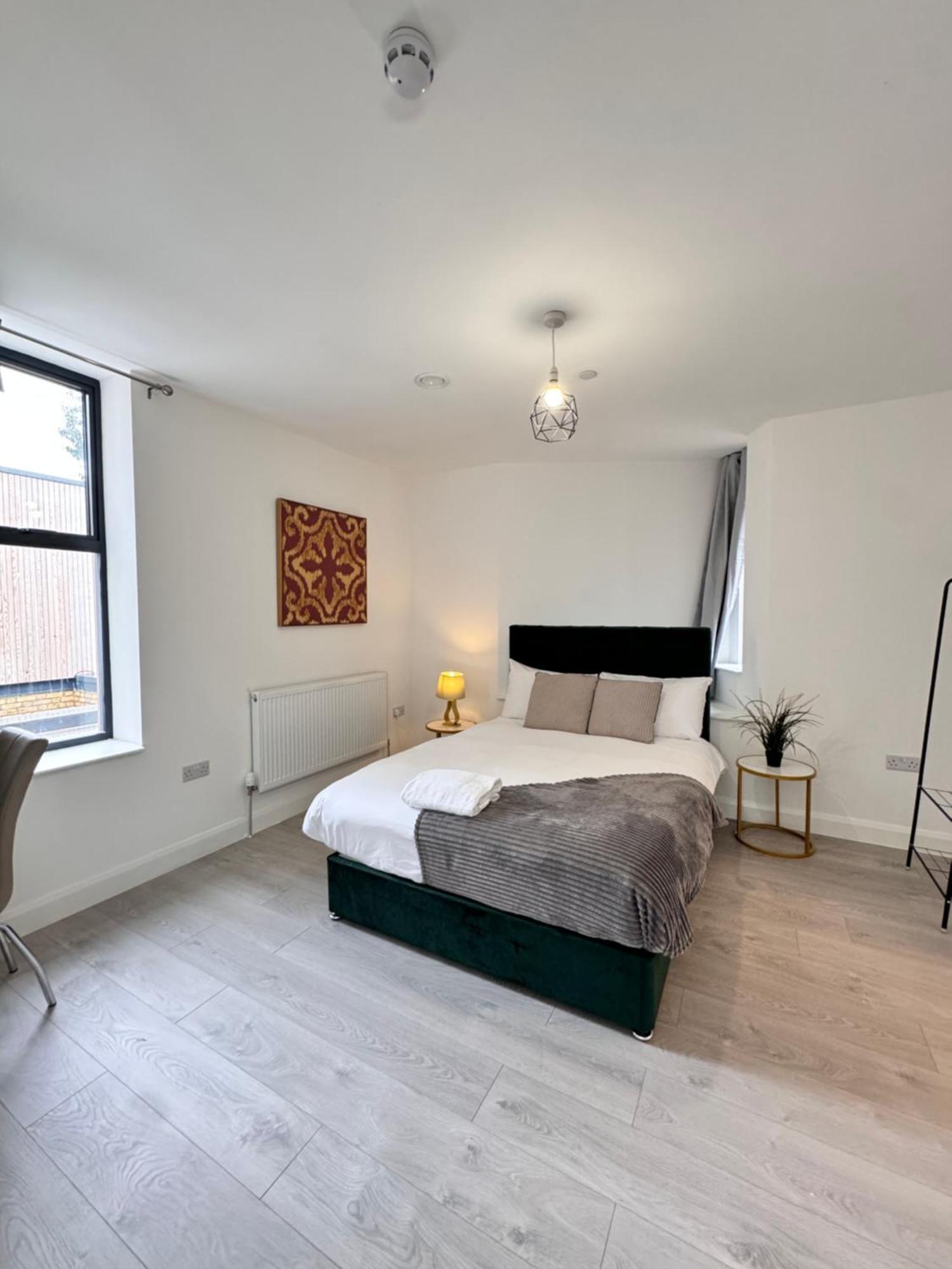Ealing Broadway Great Stay 7-Minute Walk From The Underground Extérieur photo
