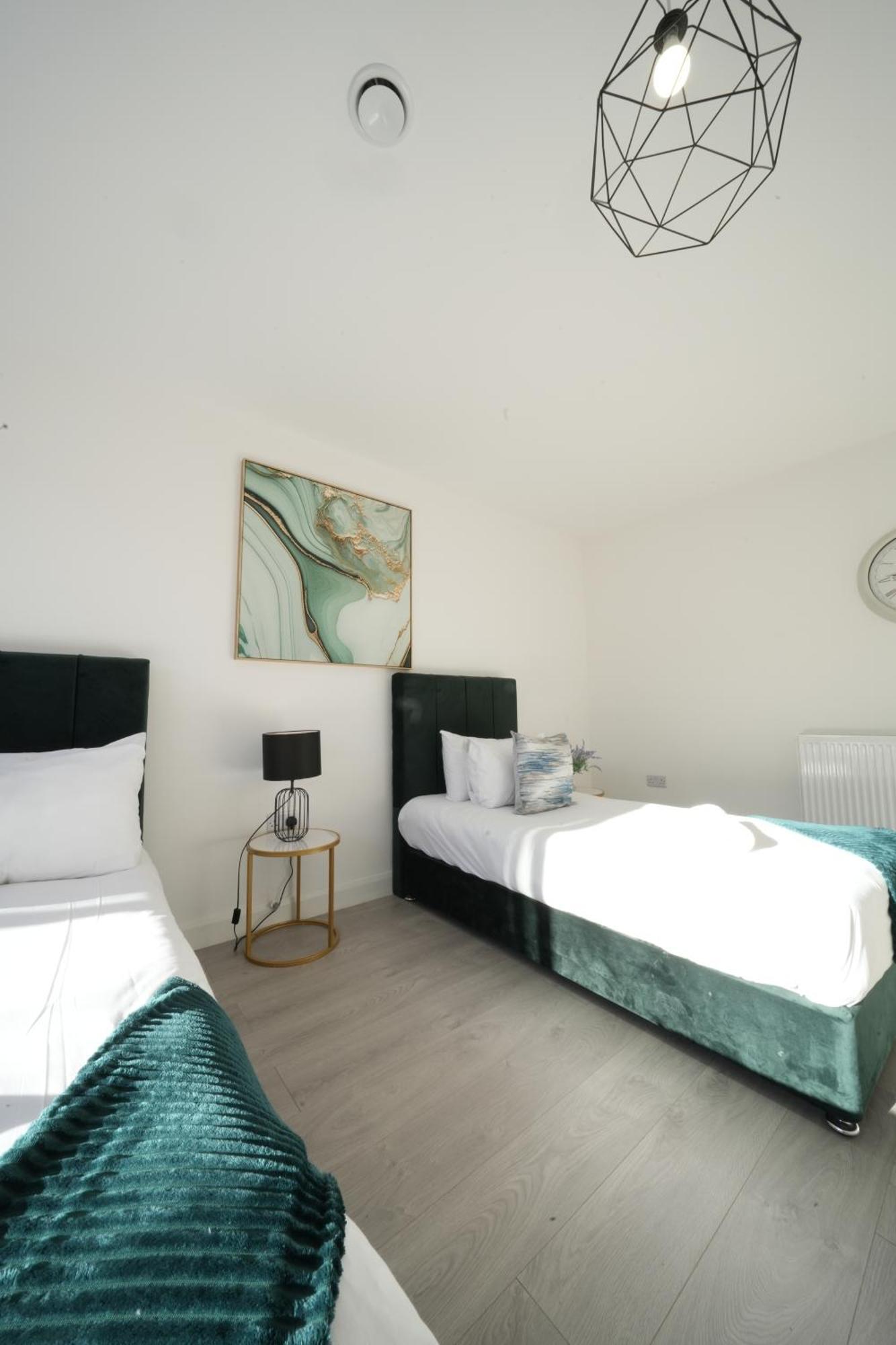 Ealing Broadway Great Stay 7-Minute Walk From The Underground Extérieur photo